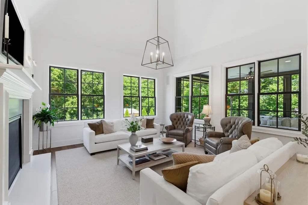 2108 Timberwood Place Nashville TN 37215