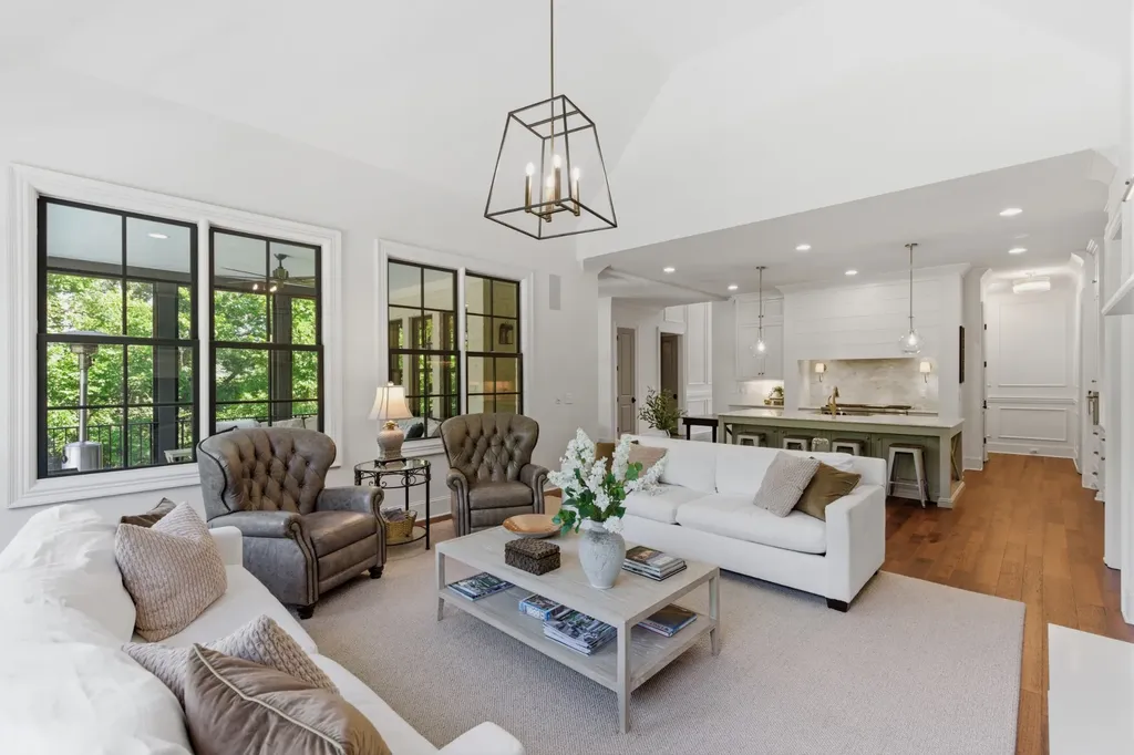 2108 Timberwood Place Nashville TN 37215