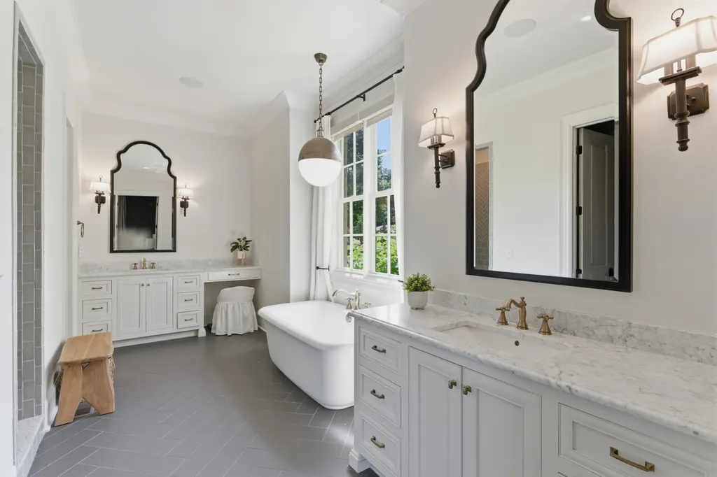 2108 Timberwood Place Nashville TN 37215