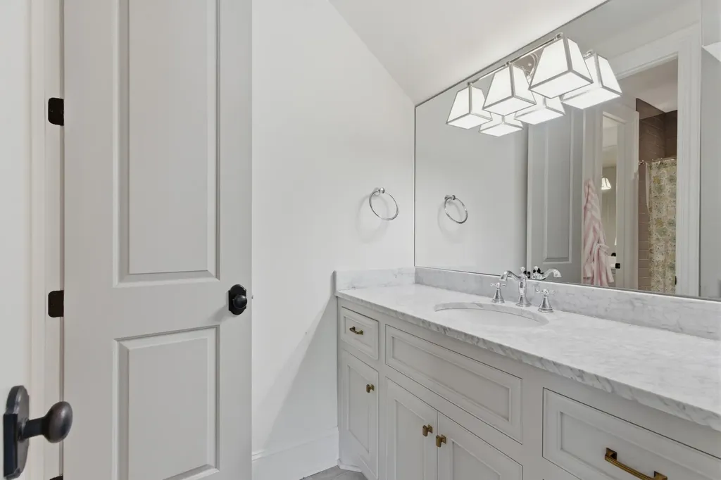 2108 Timberwood Place Nashville TN 37215