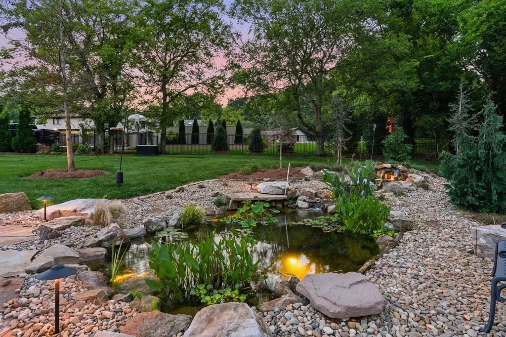 2108 Timberwood Place Nashville TN 37215