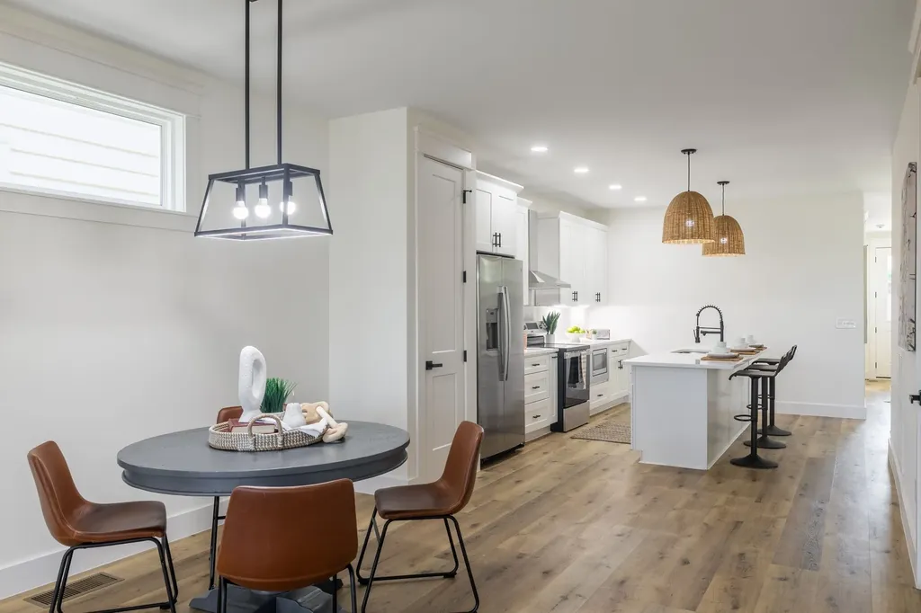 340B Peachtree Street Nashville TN 37210