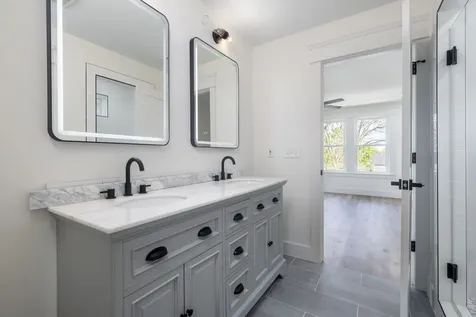 340B Peachtree Street Nashville TN 37210