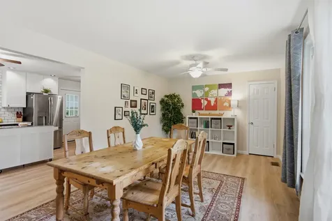 5004 W Durrett Drive Nashville TN 37211