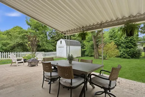 5004 W Durrett Drive Nashville TN 37211