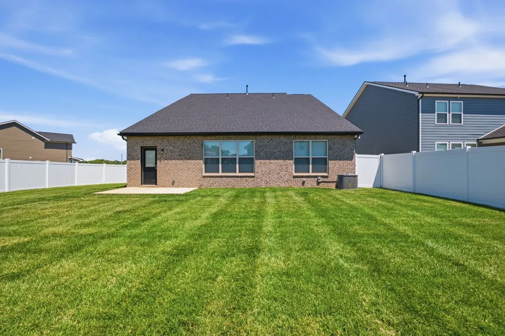 402 Old Spring Lane Gallatin TN 37066