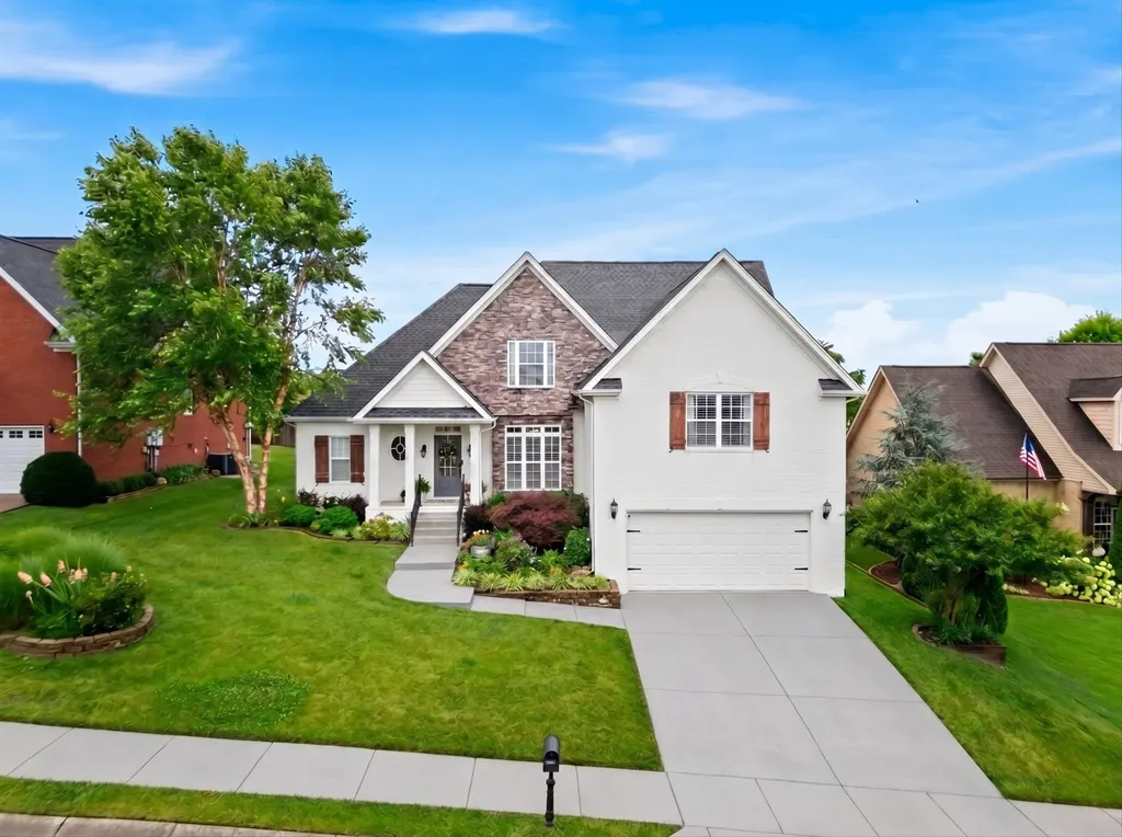 2002 Crye Crest Cove Spring Hill TN 37174