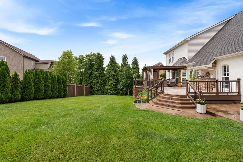 2002 Crye Crest Cove Spring Hill TN 37174
