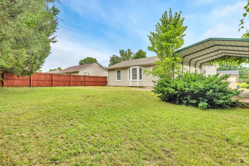 2809 Teakwood Drive Clarksville TN 37040