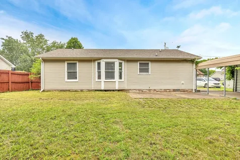 2809 Teakwood Drive Clarksville TN 37040
