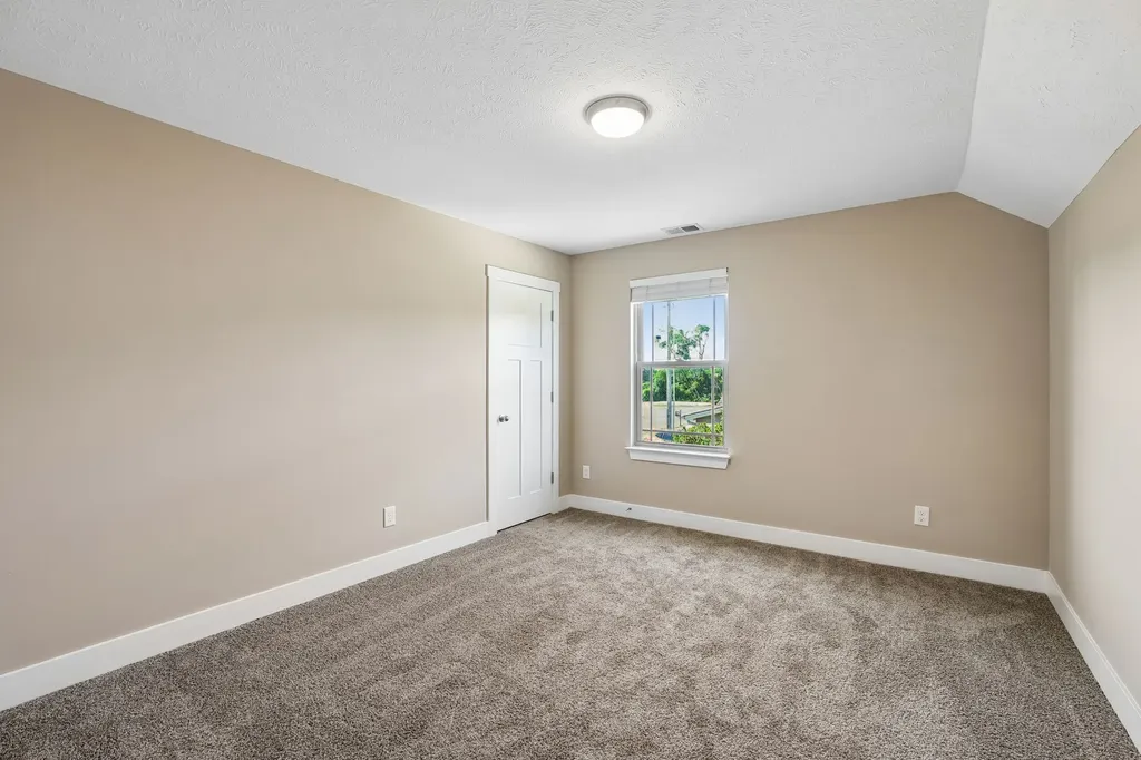 212 Ralen Avenue Christiana TN 37037