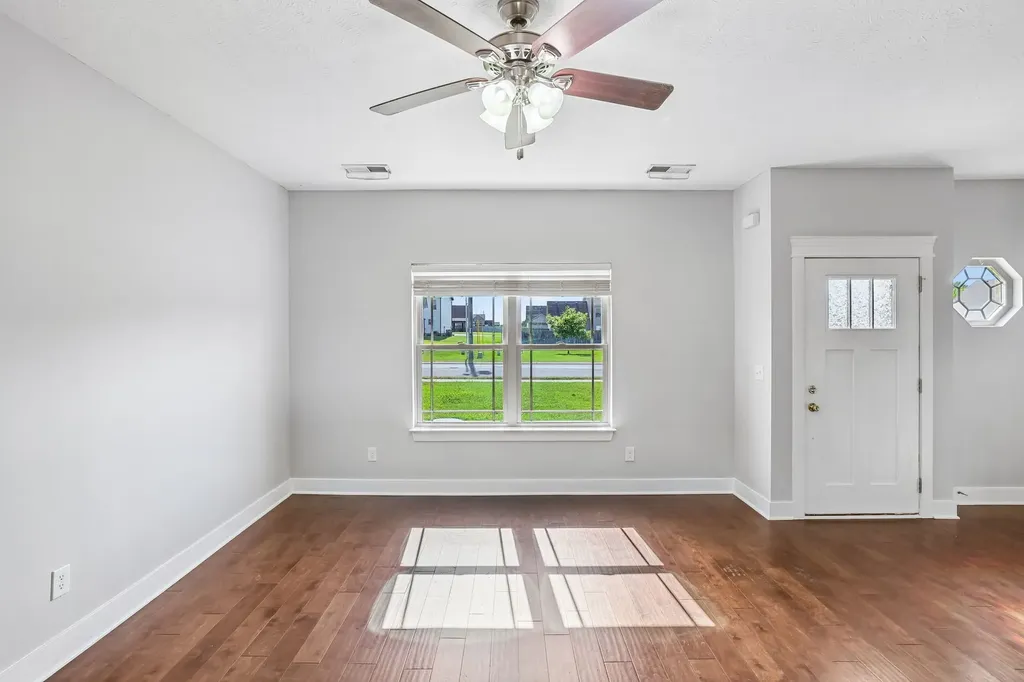 212 Ralen Avenue Christiana TN 37037