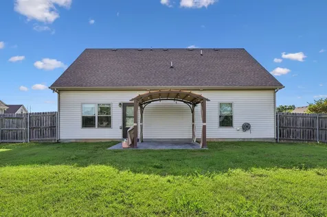 212 Ralen Avenue Christiana TN 37037
