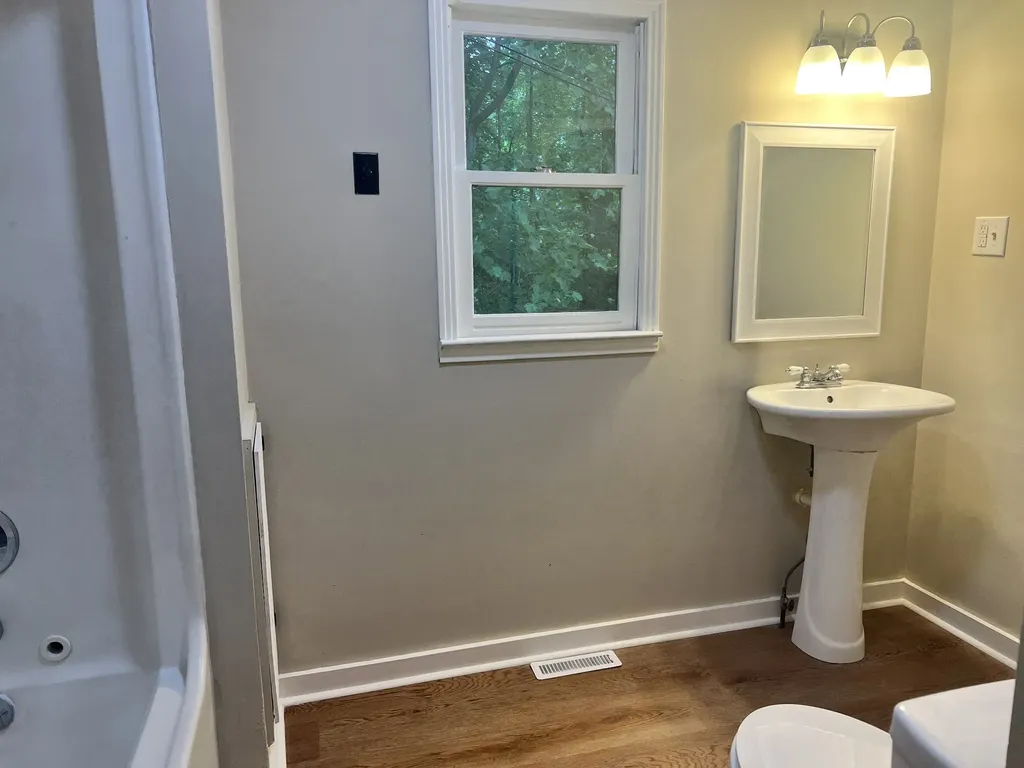 3678 Bear Hollow Road Whites Creek TN 37189