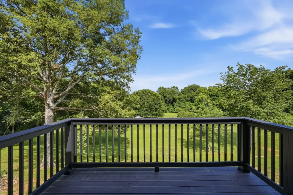 216 Twin Oaks Road Mcminnville TN 37110