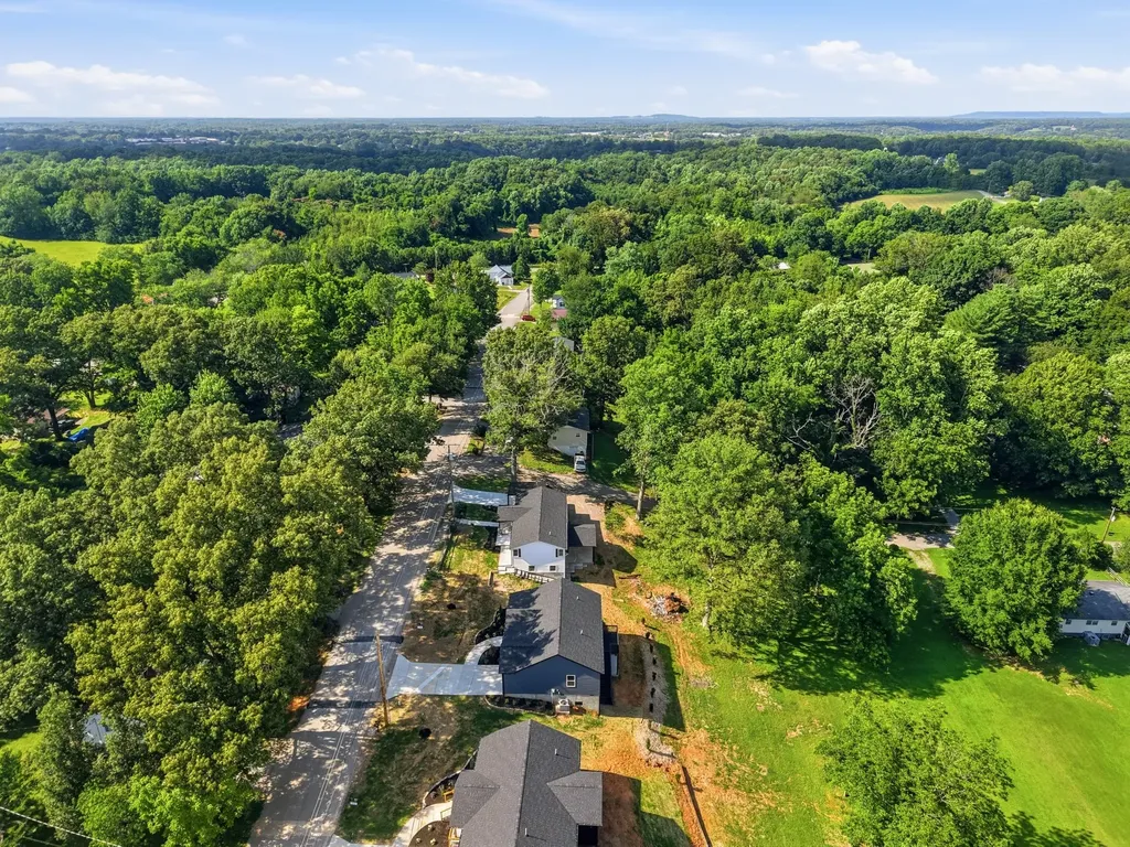 216 Twin Oaks Road Mcminnville TN 37110