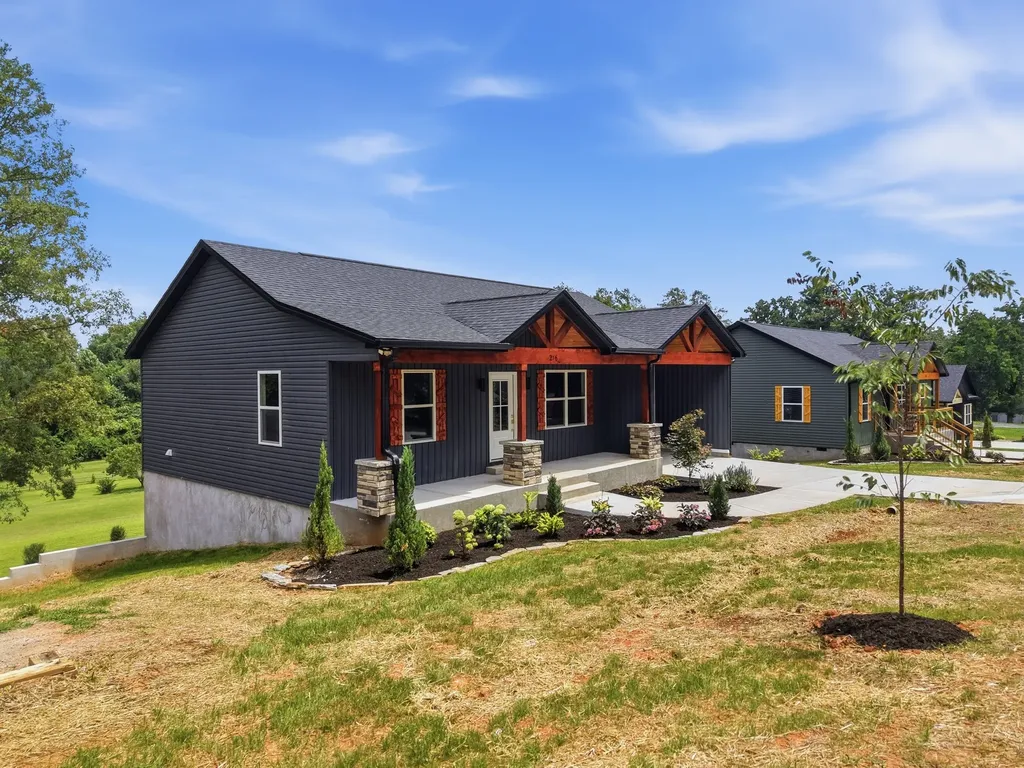 216 Twin Oaks Road Mcminnville TN 37110