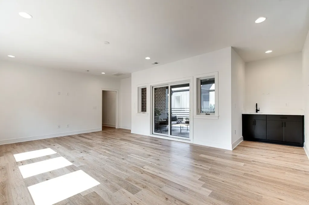 832B W Argyle Avenue Nashville TN 37203
