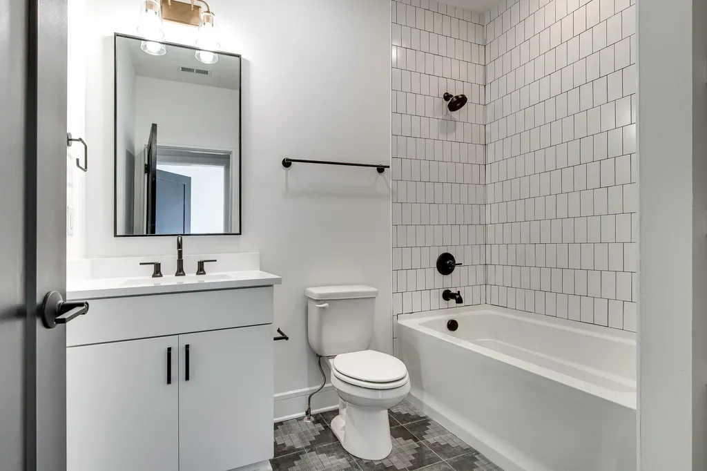 832B W Argyle Avenue Nashville TN 37203