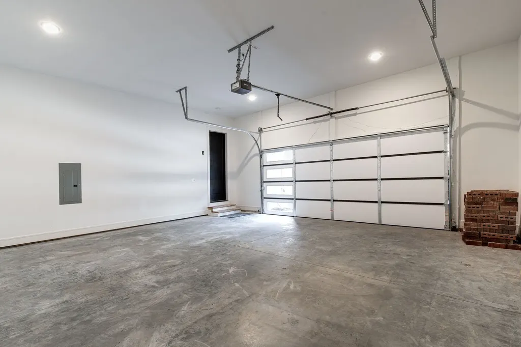 832B W Argyle Avenue Nashville TN 37203