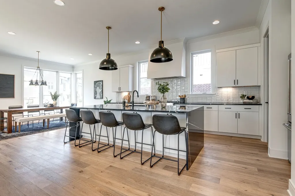 832B W Argyle Avenue Nashville TN 37203