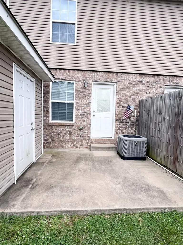 2279 Mccormick Lane Clarksville TN 37040