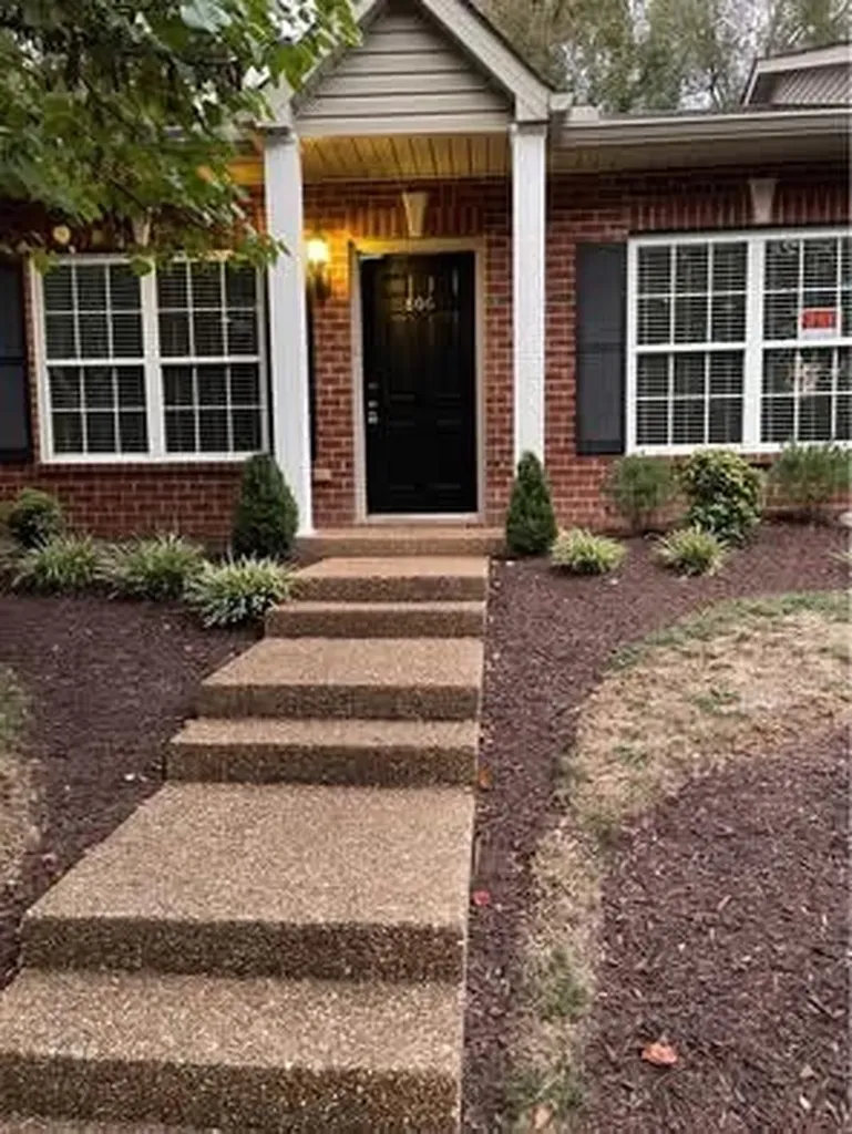 806 Cashmere Drive Thompsons Station TN 37179