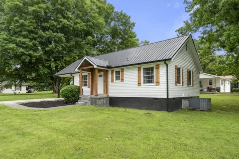 100 Brook Drive Dickson TN 37055