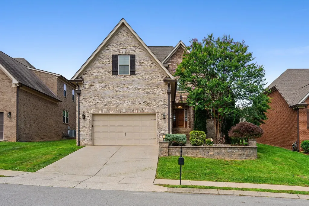 8027 Fenwick Lane Spring Hill TN 37174