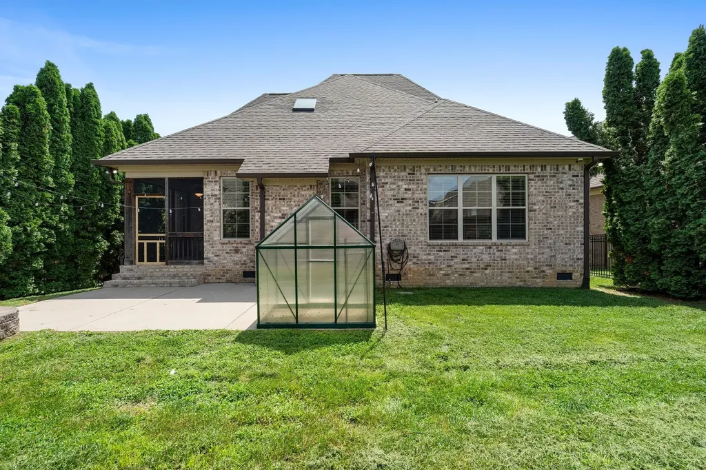 8027 Fenwick Lane Spring Hill TN 37174