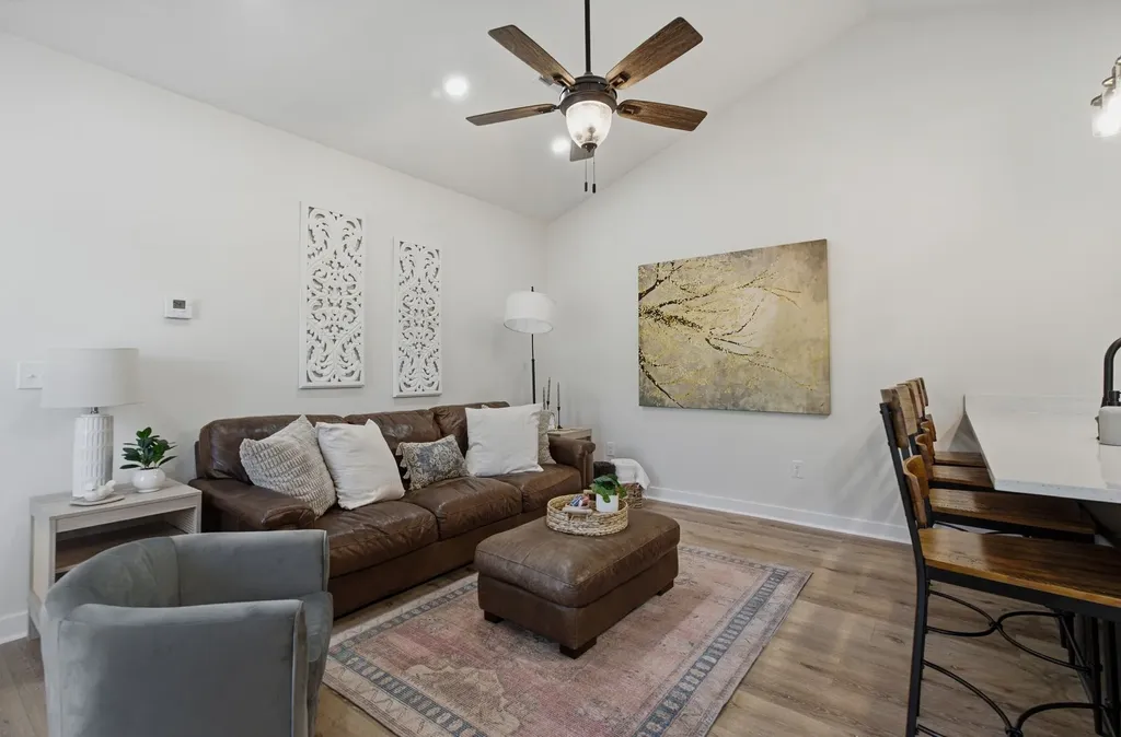 141 Deer Valley Drive E Gordonsville TN 38563