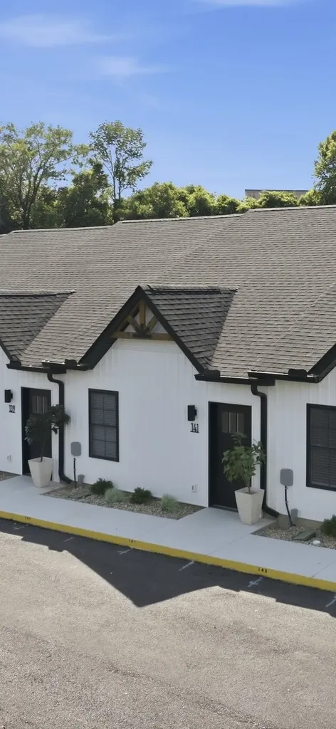 141 Deer Valley Drive E Gordonsville TN 38563
