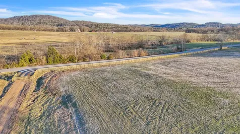 3138 Richmond Road Petersburg TN 37144