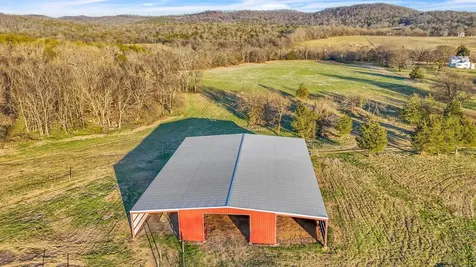 3138 Richmond Road Petersburg TN 37144