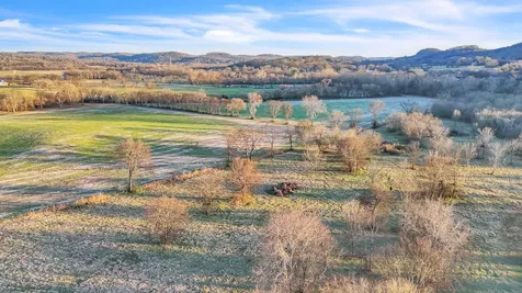 3138 Richmond Road Petersburg TN 37144