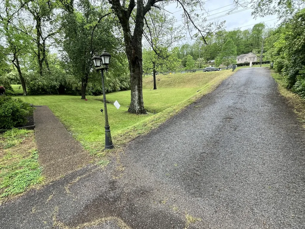 554 Old Hickory Boulevard Nashville TN 37209