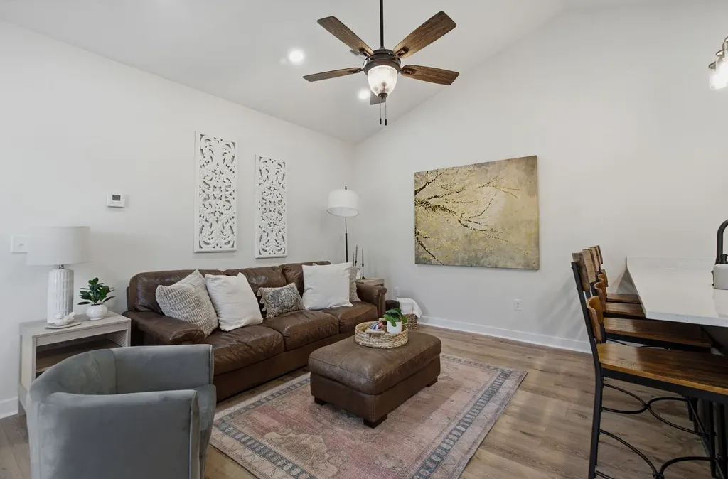 143 Deer Valley Drive E Gordonsville TN 38563