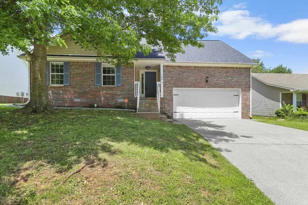 1644 Cedar Springs Circle Clarksville TN 37042