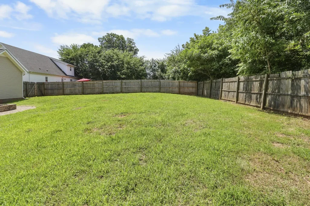 1644 Cedar Springs Circle Clarksville TN 37042