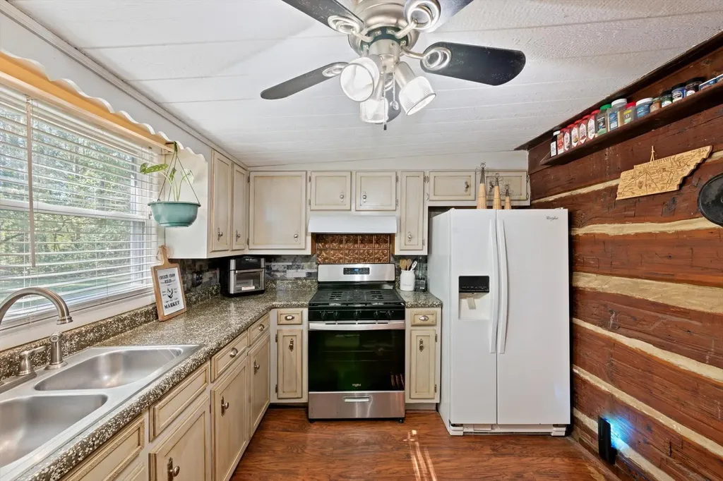 4747 Jones Road Christiana TN 37037