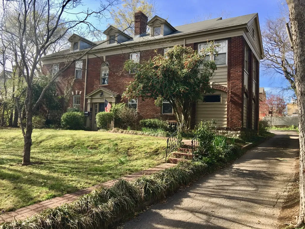 3736 Whitland Avenue Nashville TN 37205