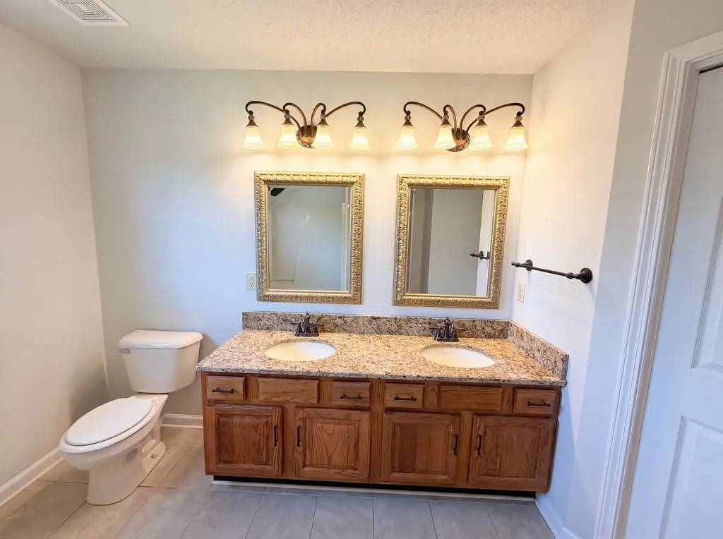 1117 Thornberry Drive Clarksville TN 37043