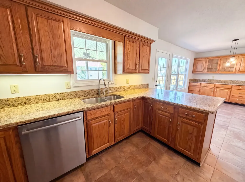 1117 Thornberry Drive Clarksville TN 37043