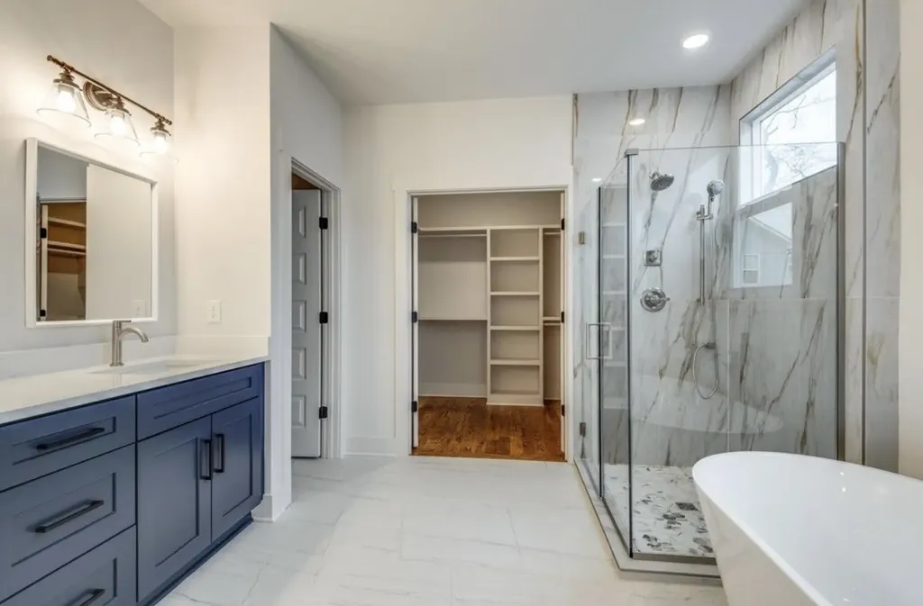 2215B 24th Ave, N Nashville TN 37208
