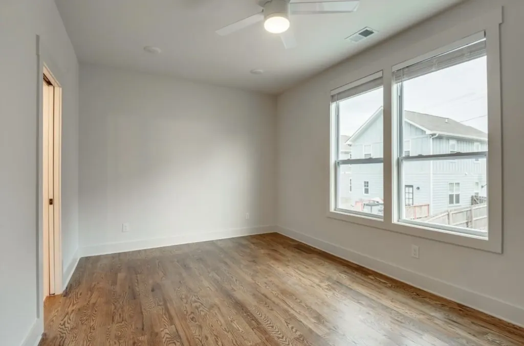 2215B 24th Ave, N Nashville TN 37208