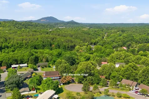 1872 Allensville Ridge Sevierville TN 37876