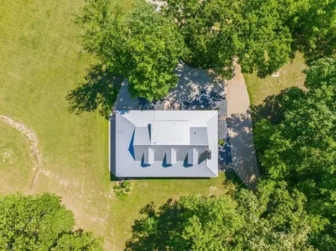 55 Bell Lane Paris TN 38242