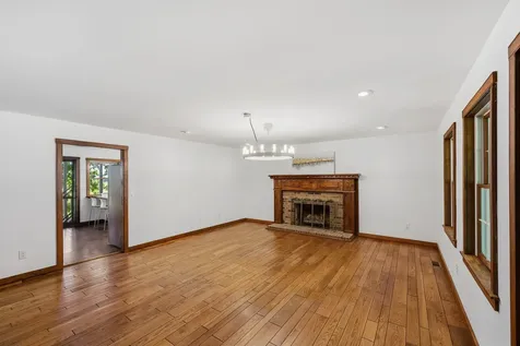 55 Bell Lane Paris TN 38242