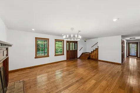 55 Bell Lane Paris TN 38242
