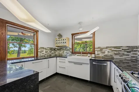 55 Bell Lane Paris TN 38242